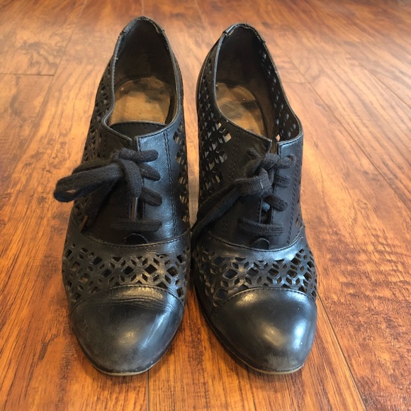 Sam Edelman Shoes - Sam Edelman black heeled booties